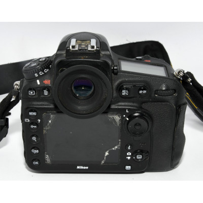 CUERPO DE CÁMARA NIKON D810