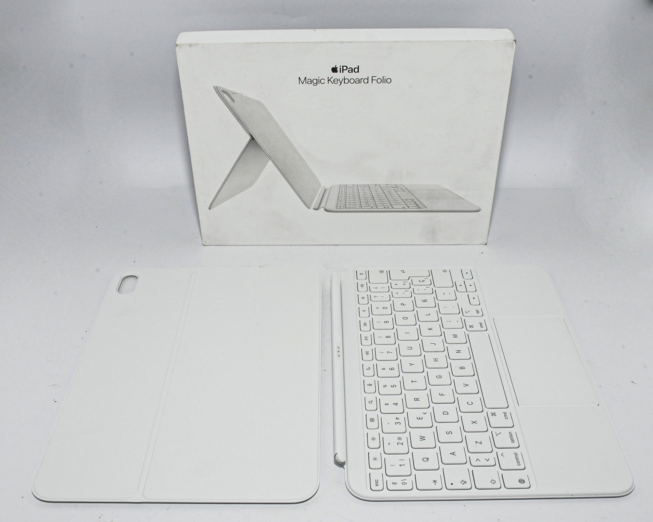 美品　Magic Keyboard Folio A2695 MQDP3J/A Apple Magic Keyboard Folio para el iPad (10.ª generación