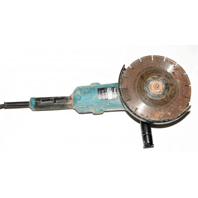 AMOLADORA MAKITA GA9050R