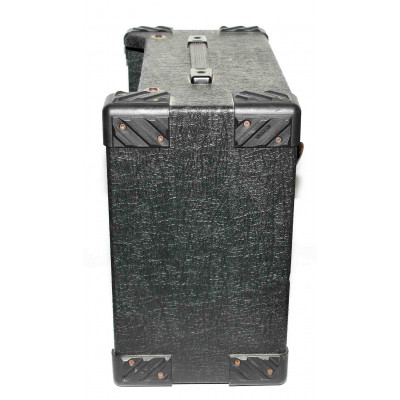 AMPLIFICADOR LANEY UNEBAKER 30