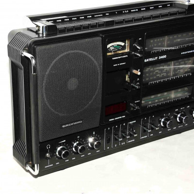 RADIO GRUNDIG SATELLIT 3400