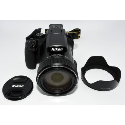 CÁMARA NIKON COOLPIX P1000 CON ACCESORIOS
