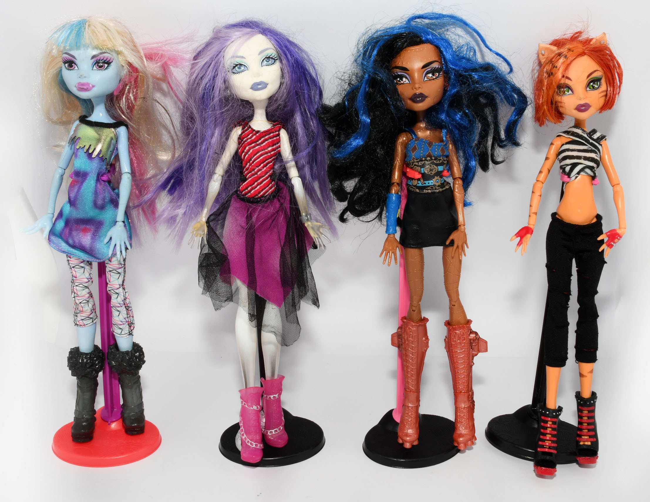 COLECCION 7 MUNECAS MONSTER HIGH BILBOTRUKE SEGUNDA MANO