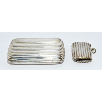 PITILLERA Y PORTACERILLAS PLATA