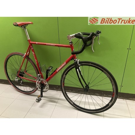 BICICLETA DE CARRETERA VINTAGE UNLIMITED ROJA