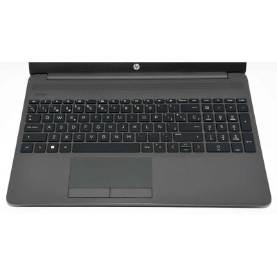PORTATIL HP 255 G8 / AMD 3020e 1.2GHz / 250GB SSD / 8GB RAM