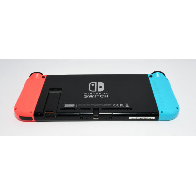 CONSOLA NINTENDO SWITCH ROJA Y AZUL
