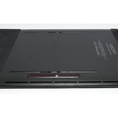 TABLETA GRAFICA WACOM DTH-W1320 MOBILE STUDIO PRO