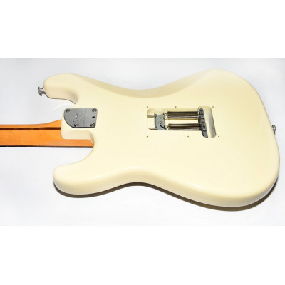 GUITARRA ELECTRICA FENDER AMERICAN PEROFESSIONAL II HSS