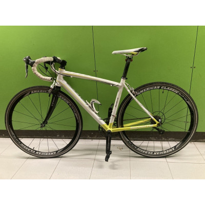 BICICLETA DE CARRETERA LAPIERRE AUDACIO 200L