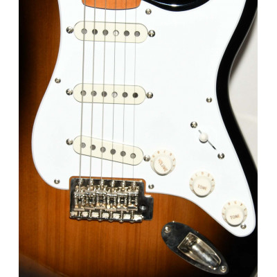 GUITARRA ELECTRICA FENDER SQUIER STRATOCASTER