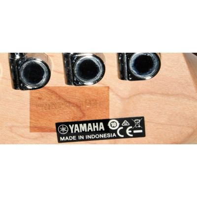 GUITARRA ELECTRICA YAMAHA PACIFICA PAC 112V