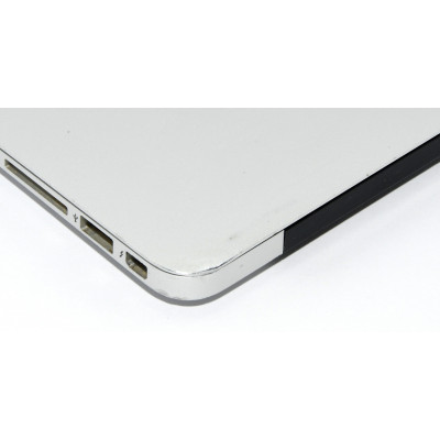 MACBOOK AIR 7,2 2015 / I5 1.6GHZ / 128GB SSD / 4GB RAM