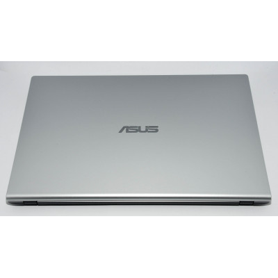 PORTATIL ASUS F509U / INTEL i3-7020U 2.3GHz / 250GB SSD / 8GB RAM / GEFORCE MX110