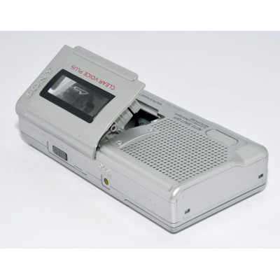 GRABADORA DE VOZ MICROCASSETTE SONY M455