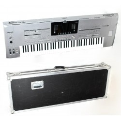 TECLADO SINTETIZADOR YAMAHA TYROS5 76