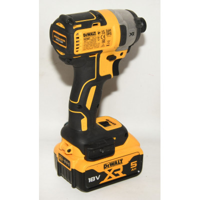 ATORNILLADOR DEWALT DCF887