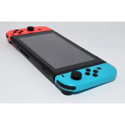 CONSOLA NINTENDO SWITCH ROJA Y AZUL