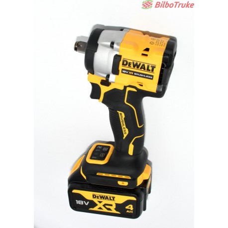 LLAVE DE IMPACTO DEWALT DCF921