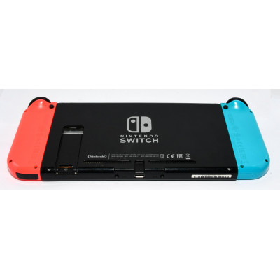 CONSOLA NINTENDO SWITCH ROJA Y AZUL