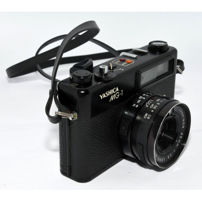 CÁMARA VINTAGE REFLEX ANALÓGICA YASHICA MG-1