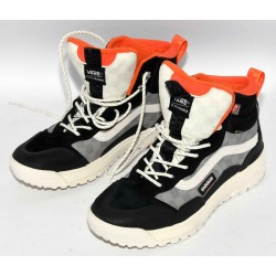ZAPATILLAS VANS X NAPAPIJIRI