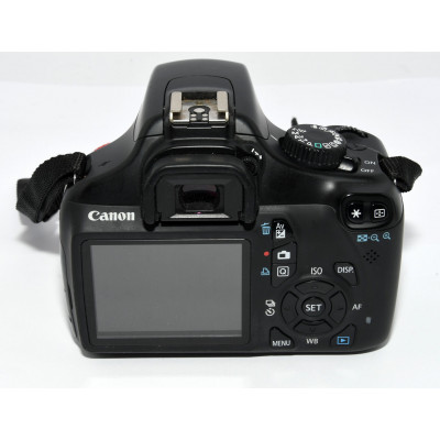 CÁMARA RÉFLEX DIGITAL CANON EOS 1100D + CANON 18-55 Y 50