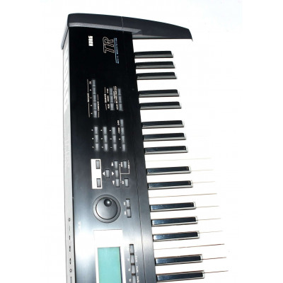 TECLADO KORG TR61