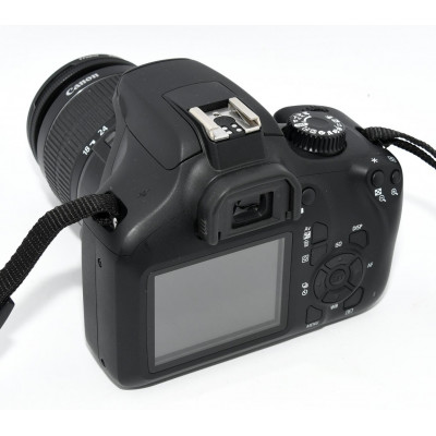 CAMÁRA CANON EOS 4000D + 18-55MM EF-S III