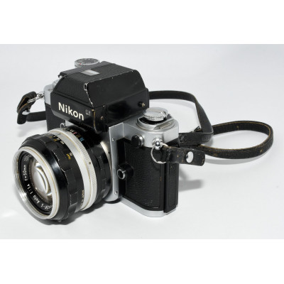 CAMARA REFLEX ANALOGICA NIKON F2 + 50MM 1.4