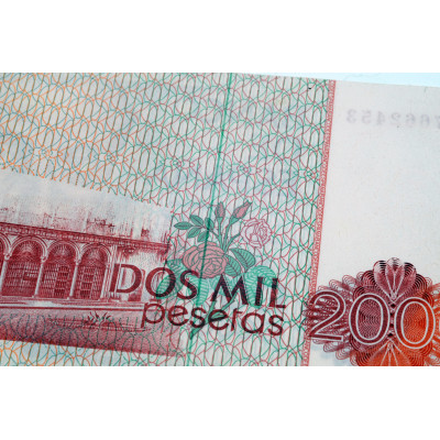 TRES BILLETES CONSECUTIVOS 2000 PESETAS 1980 SERIEN N - BILLETE INTERMEDIO CON ERROR DE IMPRESIÓN