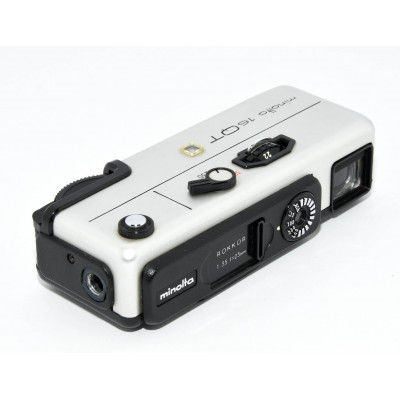 CAMARA VINTAGE ANALOGICA MINOLTA 16 QT