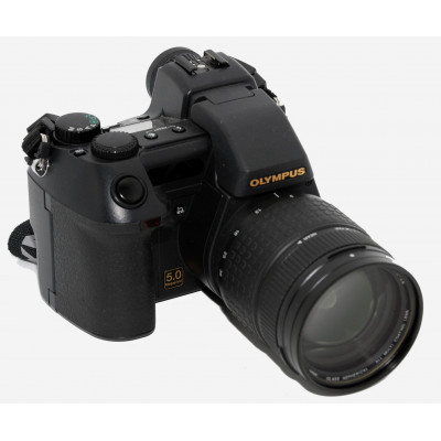 CAMARA OLYMPUS E-20P + 9-36MM