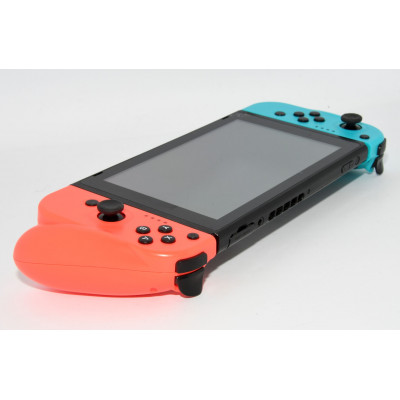 CONSOLA NINTENDO SWITCH ROJA Y AZUL