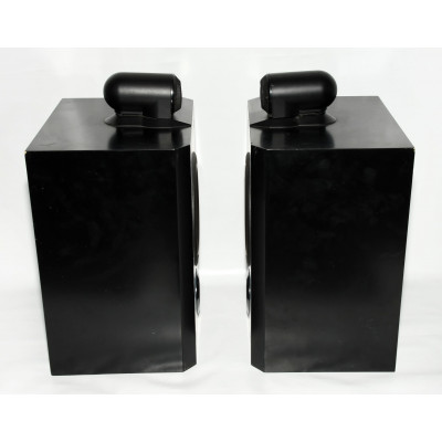 PAREJA ALTAVOCES BOWER AND WILKINS MATRIX