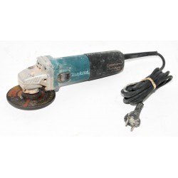 AMOLADORA MAKITA 9557HNR