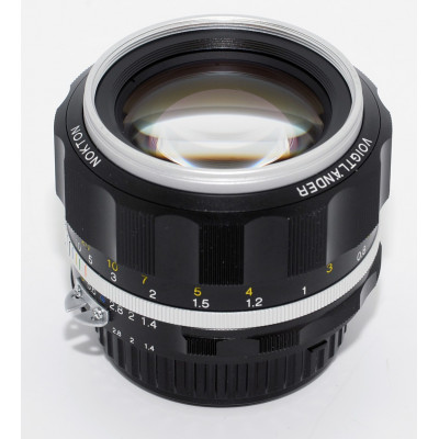 OBJETIVO VOIGTLANDER 58MM 1.4 AF NOKTON