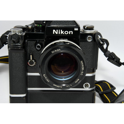 CAMARA ANALOGICA NIKON F2 - 55MM 1.2 - GRIP