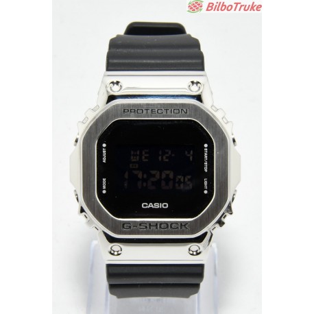 RELOJ CASIO G-SHOCK GM5600U