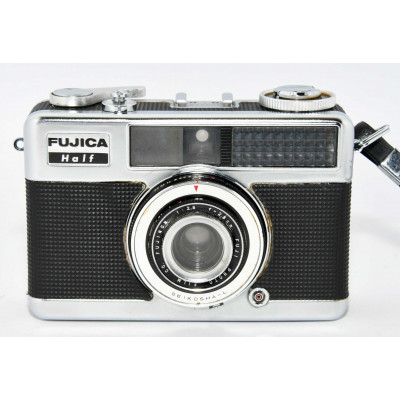 CAMARA DECORATIVA FUJICA HALF
