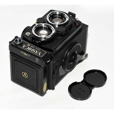 CAMARA VINTAGE YASHICA AMT 124G 80MM 3.5