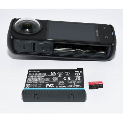 VIDEOCAMARA DEPORTIVA INSTA360 X4