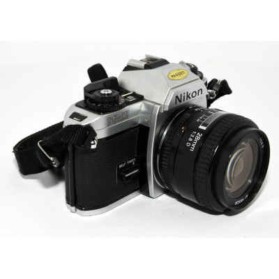 CAMARA REFLEX ANALOGICA NIKON FG-20 + 28MM F:2.8