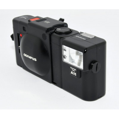 CAMARA COMPACTA ANALOGICA OLYMPUS XA