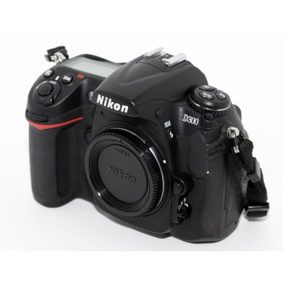 CAMARA REFLEX FULL FRAME NIKON D300