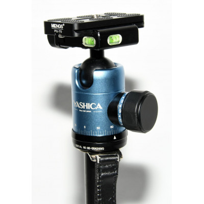 TRIPODE YASHICA YT550