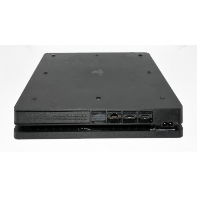 CONSOLA PS4 1TB CON MANDO