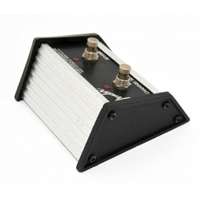 PEDAL CAMBIO FENDER CON REVERB