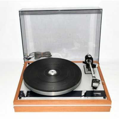 GIRADISCOS THORENS TD145