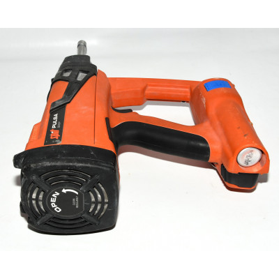 CLAVADORA SPIT PULSA 800P